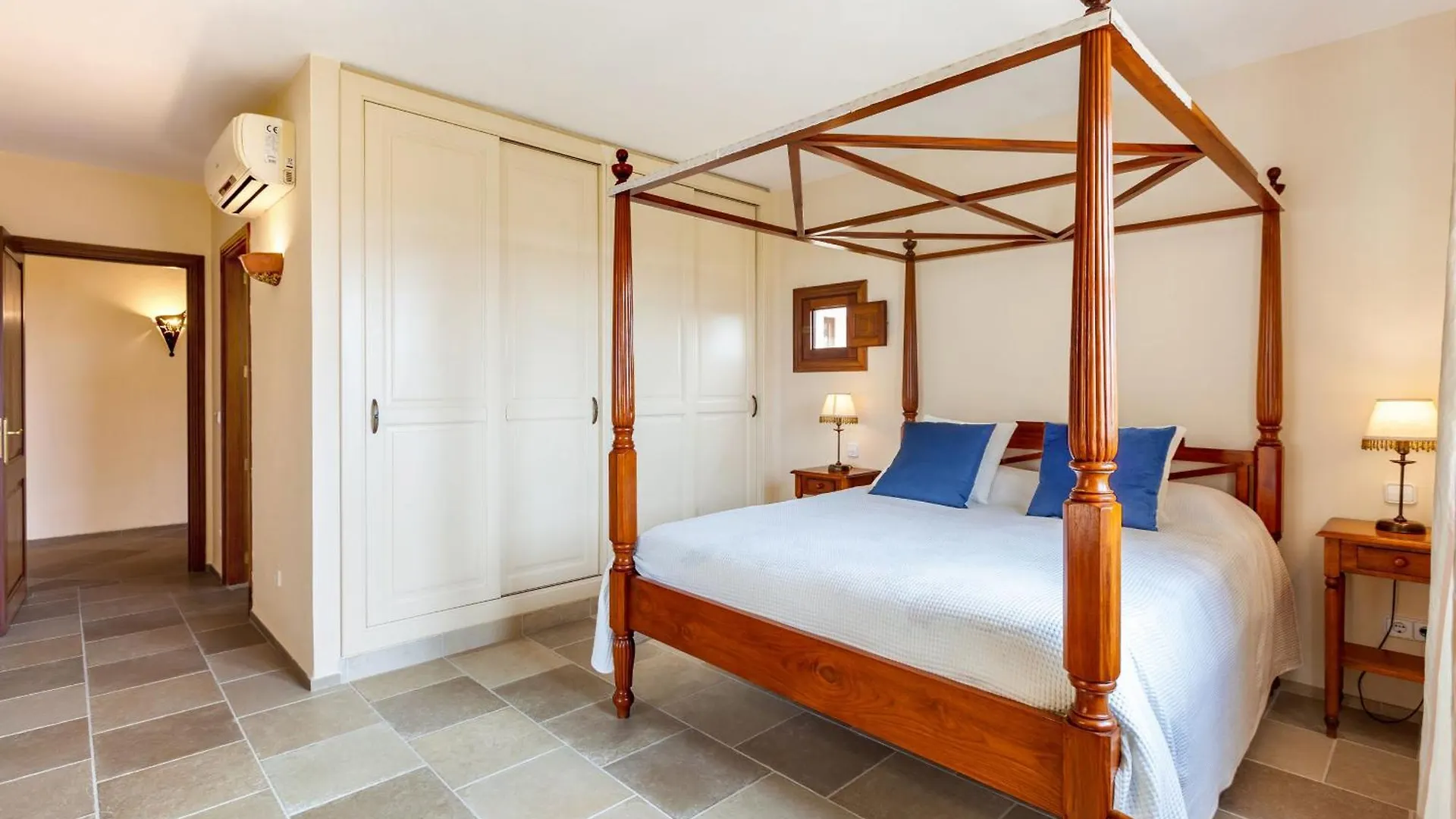 Venkovský dům Finca Ses Mires Santanyi Španělsko
